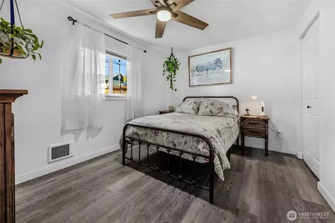 Bedroom - 4512 S 3rd Ave S, Everett, WA 98203 photo 1 of 1