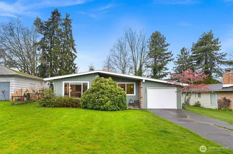 1321 Pacific St, Bellingham, WA 98229