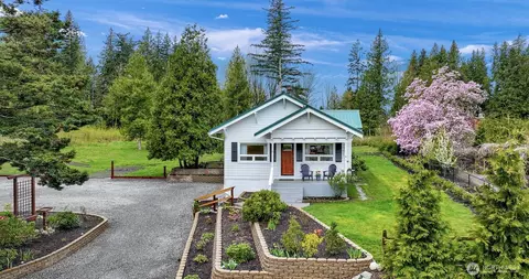 1281 Paradise Rd, Ferndale, WA 98248