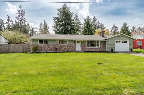 8402 97th St SW, Lakewood, WA 98498