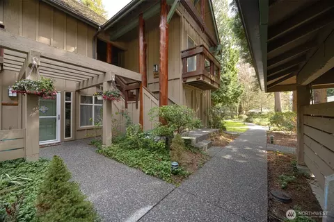 5438 Snow Goose Ln #105, Blaine, WA 98230