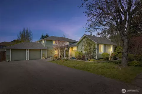 17426 Spruce Way, Lynnwood, WA 98037