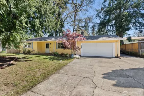 728 Oakcrest Ct SE, Lacey, WA 98503
