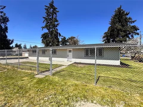 605 133rd St S, Tacoma, WA 98444