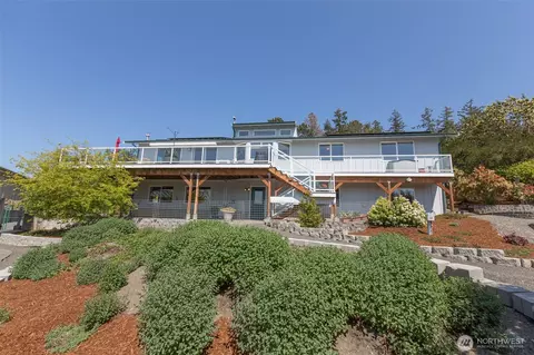 32 Quilcene Pl, Port Townsend, WA 98368
