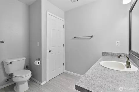 Bath - 1002 Daffodil Ave NE, Orting, WA 98360 photo 3 of 5