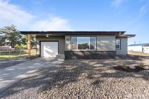 719 S Winona St, Moses Lake, WA 98837
