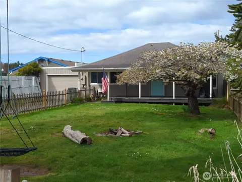 104 9th St SE, Long Beach, WA 98631 photo 8