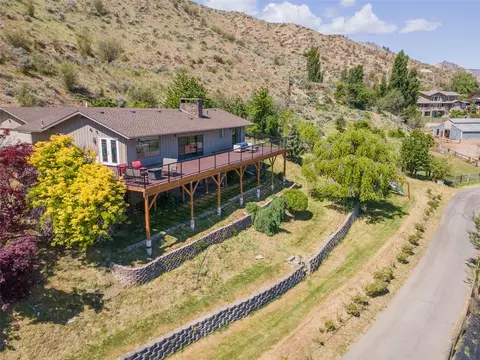 1925 Okanogan Ave, Wenatchee, WA 98801