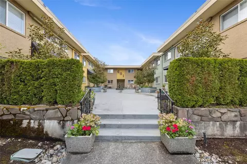 501 N D St #6, Tacoma, WA 98403