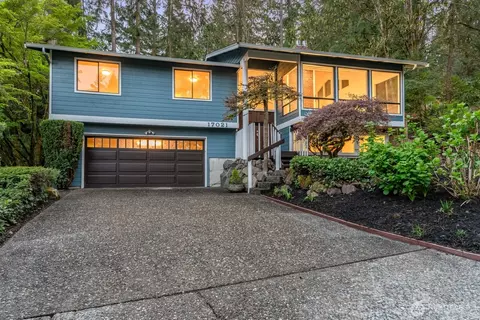 17021 NE 29th Pl, Bellevue, WA 98008
