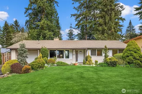 16430 NE 99th St, Redmond, WA 98052