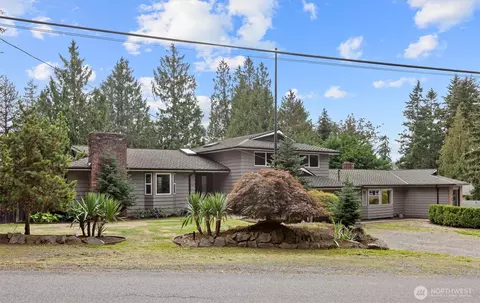 2020 Oak Rd, Lynnwood, WA 98087
