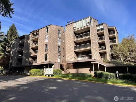 13680 NE 69th St #656, Redmond, WA 98052