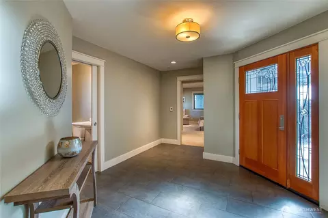 Entry Way - 40 Echo Bay Dr, Eastsound, WA 98245 photo 2 of 2