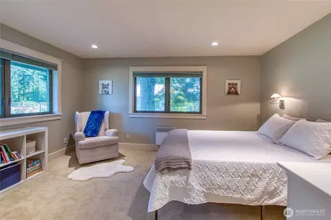 Bedroom - 40 Echo Bay Dr, Eastsound, WA 98245 photo 2 of 6