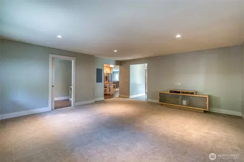 Living - 40 Echo Bay Dr, Eastsound, WA 98245 photo 5 of 5