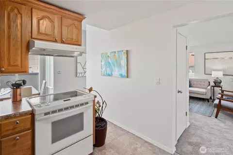 Kitchen - 134 Semanski St #D, Enumclaw, WA 98022 photo 3 of 3