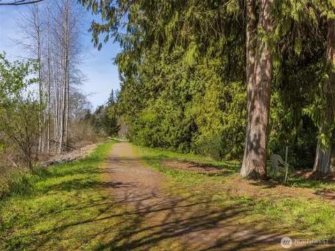 279 Dungeness Mdws, Sequim, WA 98382 photo 32