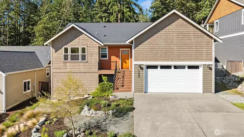 1259 Curtis Way, Freeland, WA 98249