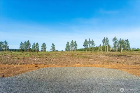 121 Beckett Ln, Chehalis, WA 98532