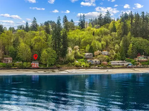 11309 110th Pl SW, Vashon, WA 98070