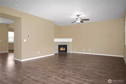 Living - 329 Ericksen Ln N, Enumclaw, WA 98022 photo 1 of 4