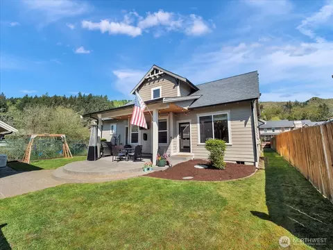 Exterior - 5912 164th Avenue Ct E, Sumner, WA 98390 photo 7 of 7