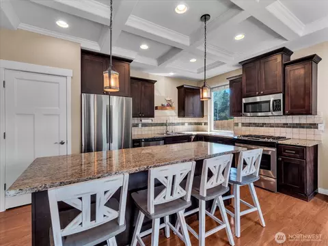 Kitchen - 5912 164th Avenue Ct E, Sumner, WA 98390 photo 2 of 3