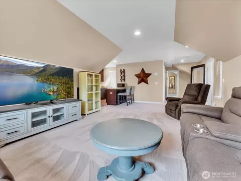 Living - 5912 164th Avenue Ct E, Sumner, WA 98390 photo 4 of 4