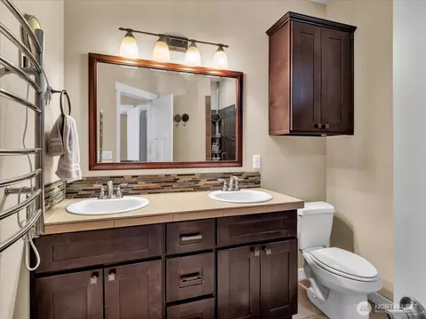 Bath - 5912 164th Avenue Ct E, Sumner, WA 98390 photo 1 of 2