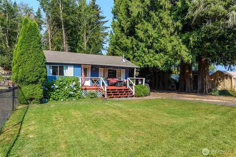 351 E Mason Lake Dr E, Grapeview, WA 98546
