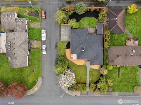 View/Area - 601 Colby Ave, Everett, WA 98201 photo 2 of 5