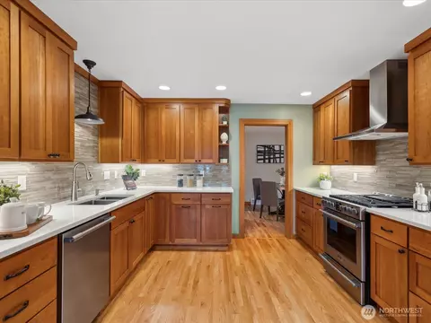 Kitchen - 601 Colby Ave, Everett, WA 98201 photo 1 of 5