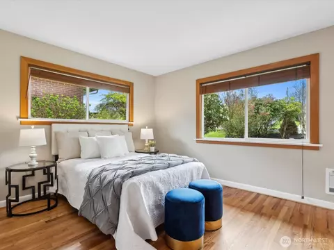 Bedroom - 601 Colby Ave, Everett, WA 98201 photo 3 of 4
