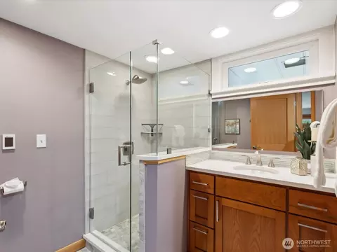 Bath - 601 Colby Ave, Everett, WA 98201 photo 1 of 4