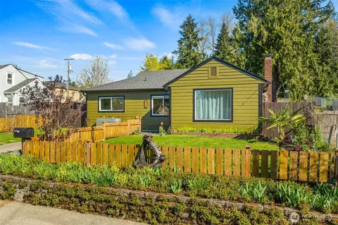 516 I St SW, Tumwater, WA 98512