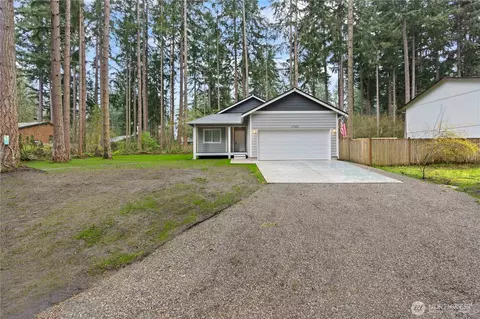 17323 E View Ln SE, Yelm, WA 98597