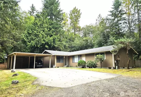 3333 Locker Rd SE, Port Orchard, WA 98366