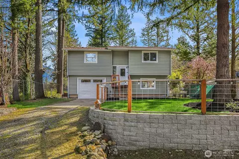 13808 440th Pl SE, North Bend, WA 98045