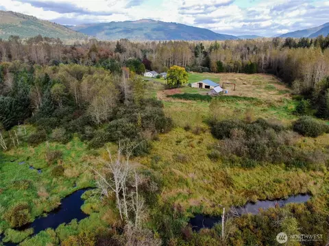 3920 Valley Hwy, Deming, WA 98244