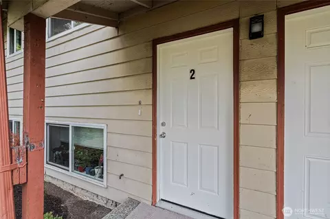 6005 Pebble Pl, Everett, WA 98203 photo 2