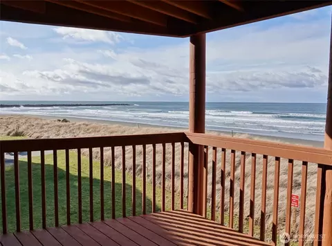 1399 Ocean Shores Blvd SW #2S-F, Ocean Shores, WA 98569