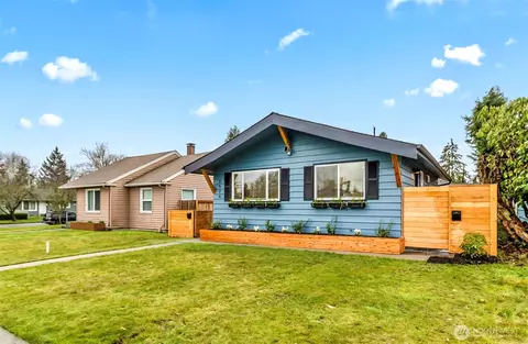 2526 State St, Everett, WA 98201