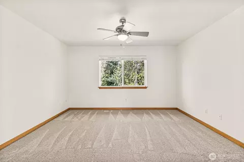 Bedroom - 20409 197th Ave E, Orting, WA 98360 photo 4 of 6