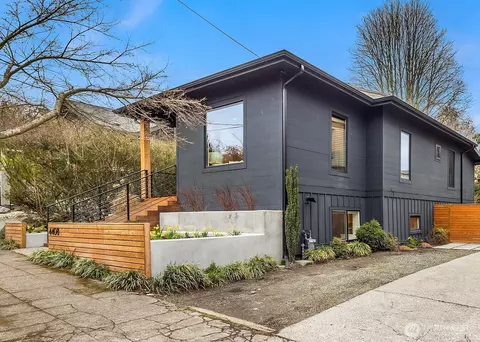 4408 Thackeray Pl NE, Seattle, WA 98105