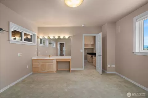 Bedroom - 41818 222nd Ave SE, Enumclaw, WA 98022 photo 1 of 1