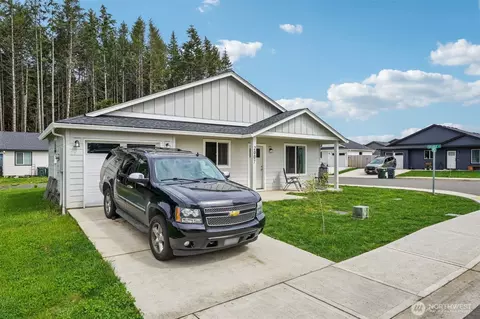 Exterior - 2007 Apple Rd, Winlock, WA 98596 photo 6 of 7