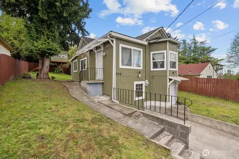 9041 3rd Ave S, Seattle, WA 98108