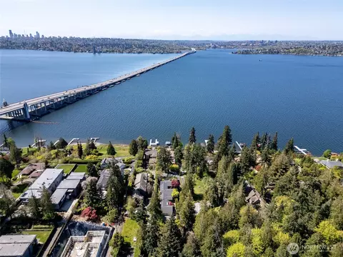 3327 Evergreen Point Rd, Medina, WA 98039